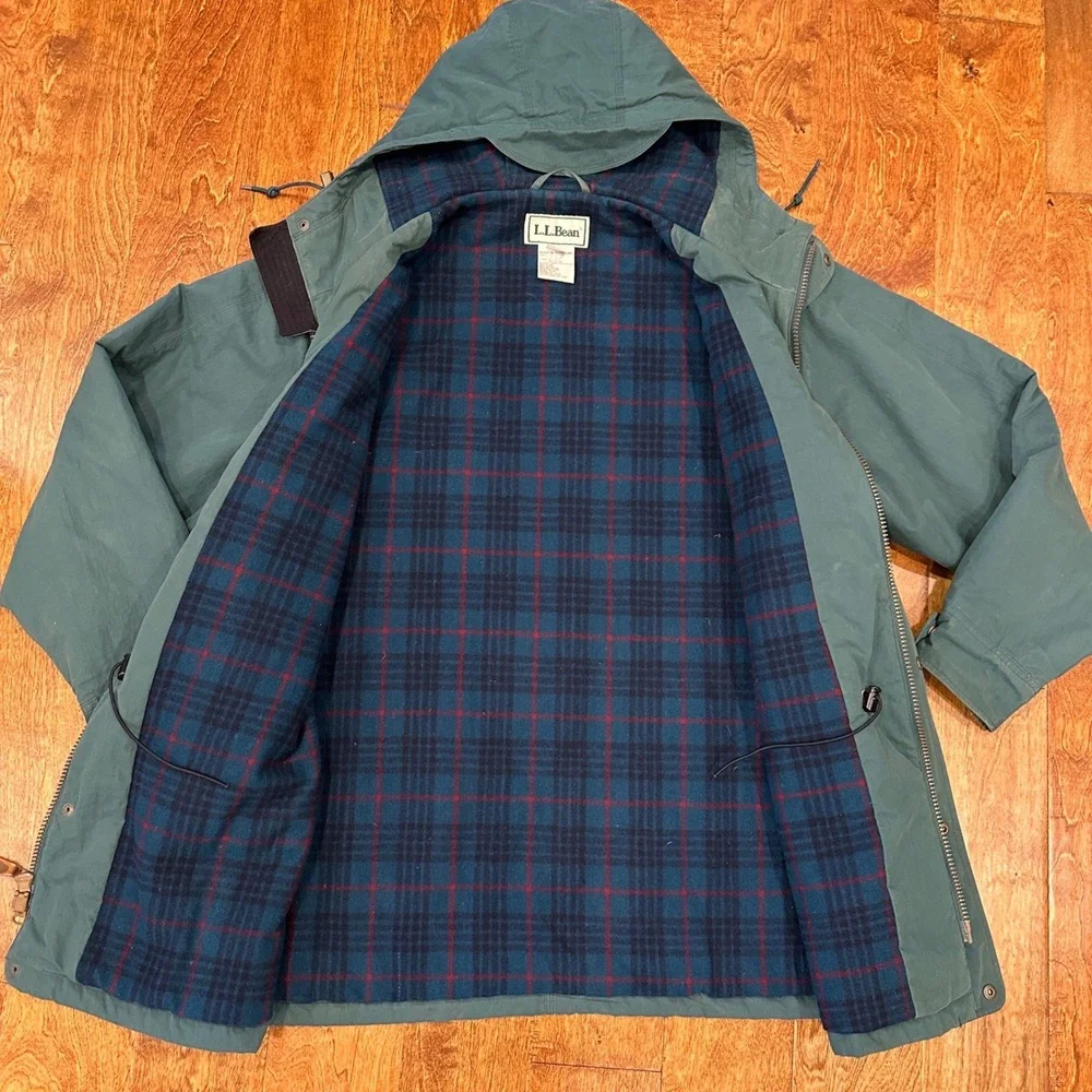 Vintage LL Bean Parka Mens L Green Wool Plaid Lined Hooded Chore Coat Jacket 90s